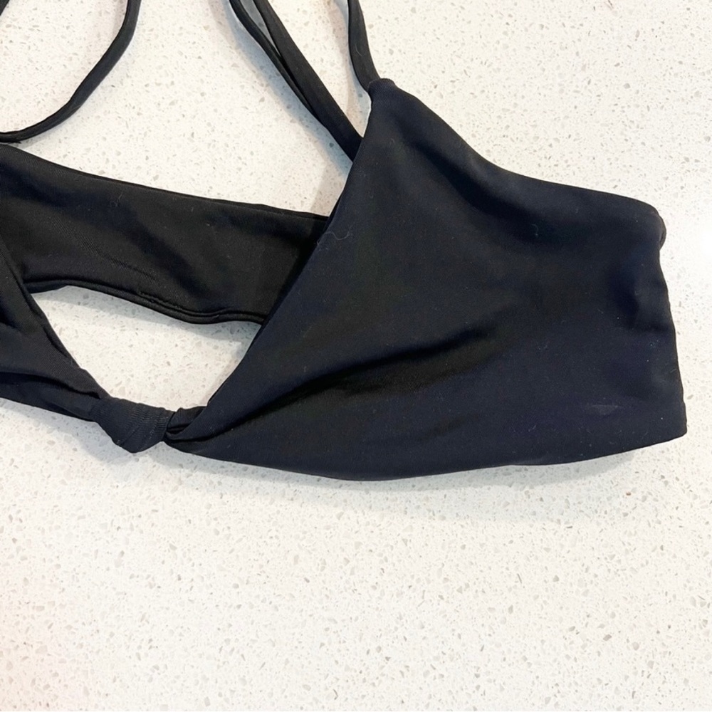O’Neil women’s black bikini top Xsmall XS bathing suit swimwear